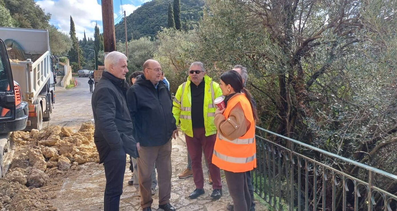 Ιόνια Νησιά: Άμεση δράση μετά την κατολίσθηση στην Παλαιοκαστρίτσα