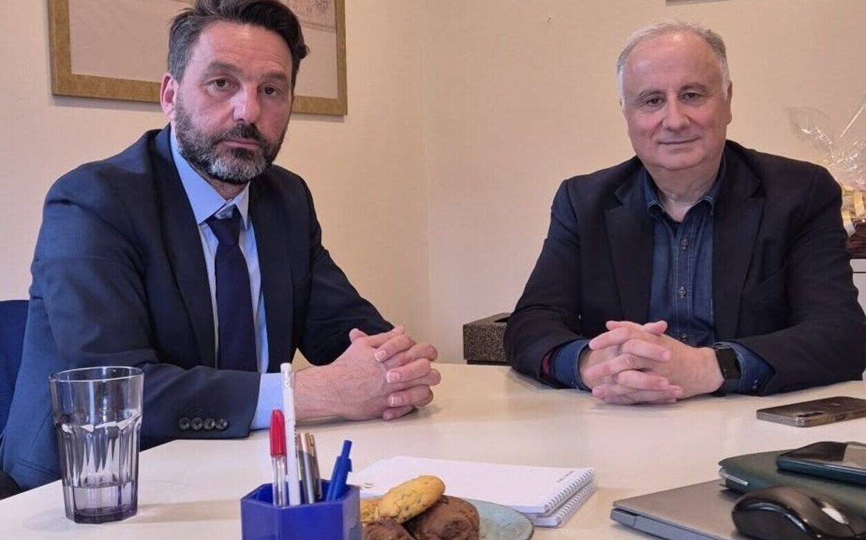Σύσκεψη δημάρχου Χάλκης με τον επικεφαλής του Πράσινου Ταμείου