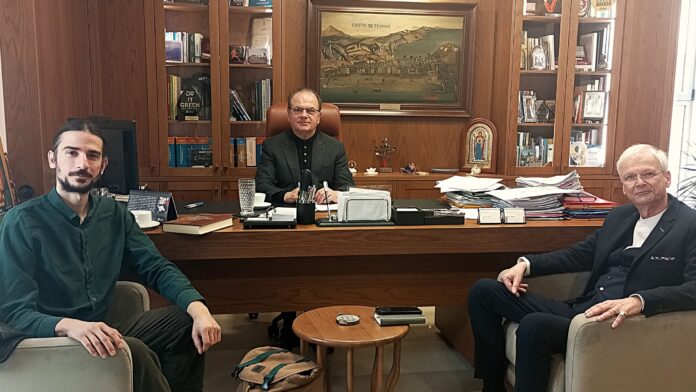 Συνάντηση δημάρχου Ρεθύμνου με τον Καλλιτεχνικό Διευθυντή του ΔΗ.ΠΕ.ΘΕ.Κ.