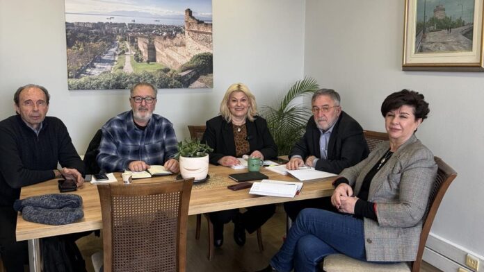 “Συνεργασία Δήμων Πυλαίας-Χορτιάτη, Θεσσαλονίκης και Καλαμαριάς για τη φροντίδα των αδέσποτων”