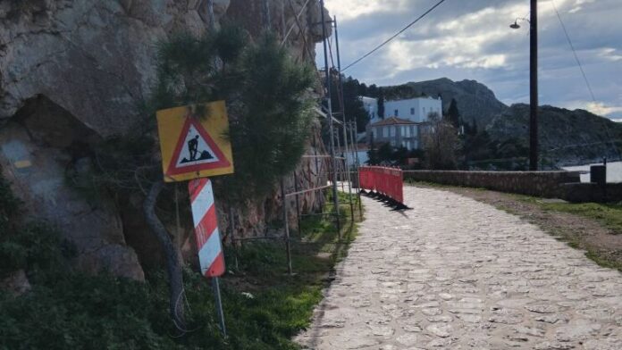 Δ.Ύδρας: Άρχισε το έργο αποκατάστασης επικινδυνότητας στην περιοχή του “Μύλου της Λώρεν”