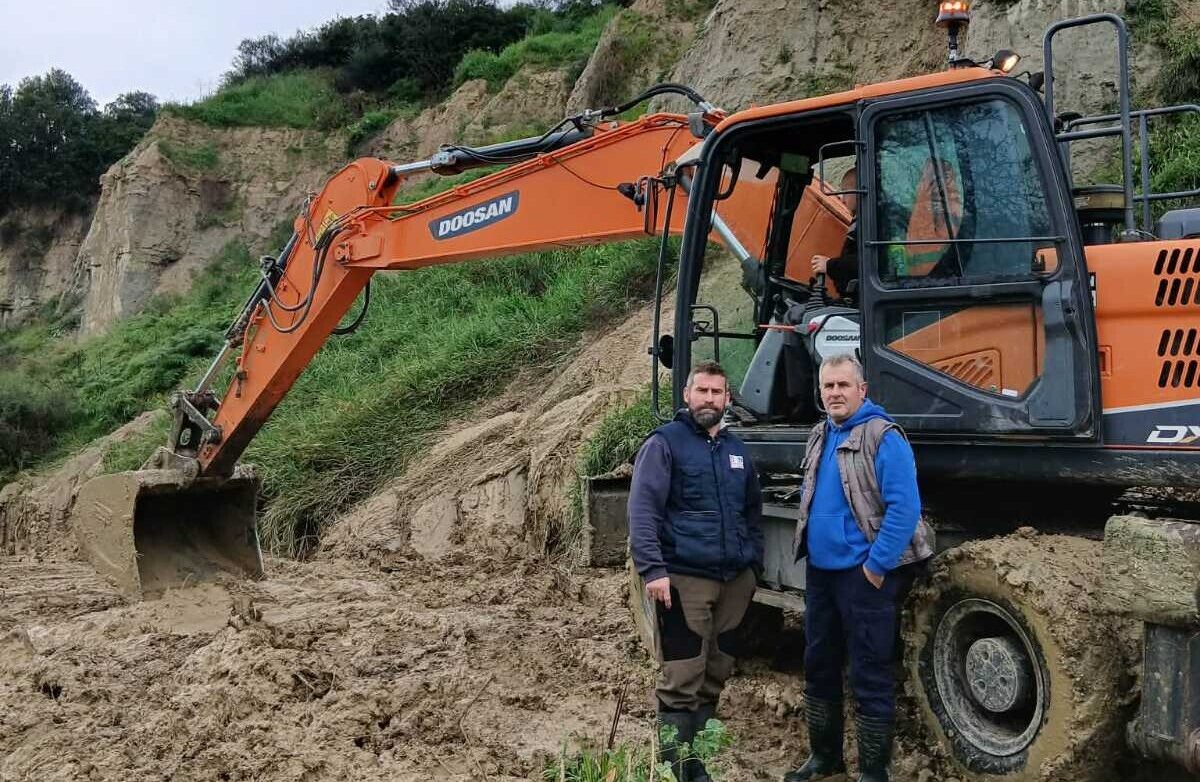 Παρακαλώ δώστε μου έναν τίτλο για να τροποποιήσω.