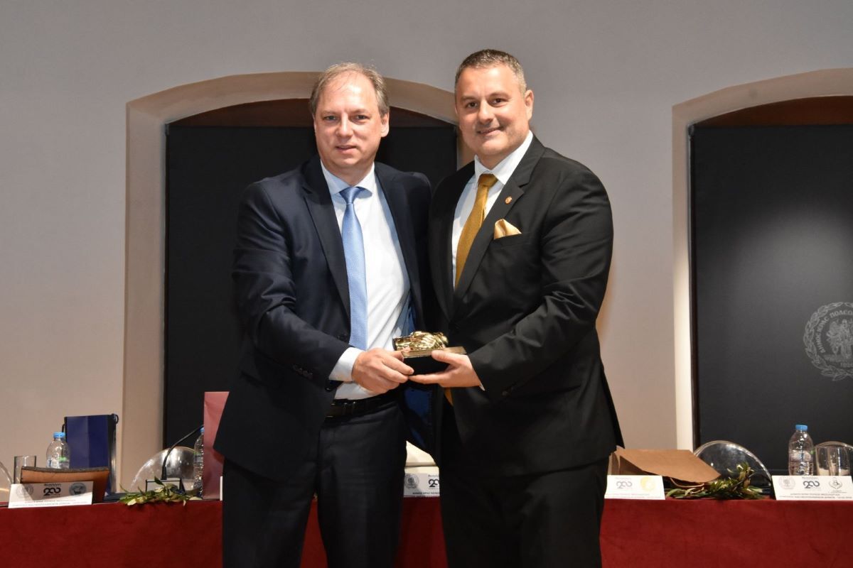 Σύσφιξη σχέσεων ανάμεσα στους Δήμους Βύρωνα και Ιεράς Πόλεως Μεσολογγίου