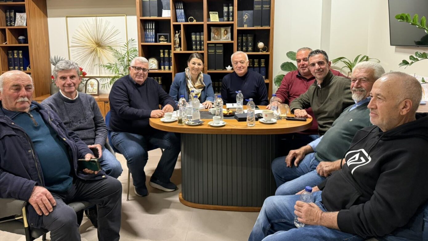 “Περιφέρεια Νοτίου Αιγαίου: Επαφές Φ. Ζαννετίδη με φορείς του πρωτογενούς τομέα σε Κω, Κάλυμνο, Λέρο και Σαντορίνη”
