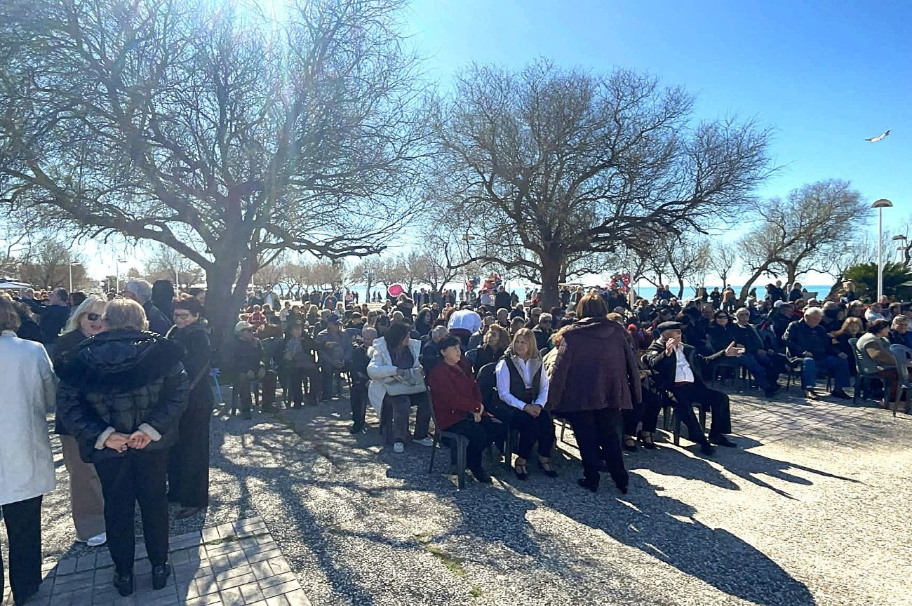 Δ.Ήλιδας: Πλήθος κόσμου κατέκλυσε την Κουρούτα για τα παραδοσιακά Κούλουμα