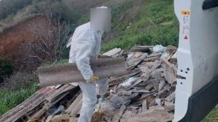 Ο Δήμος Θέρμης απομάκρυνε πάνω από έναν τόνο επικίνδυνου αμιάντου