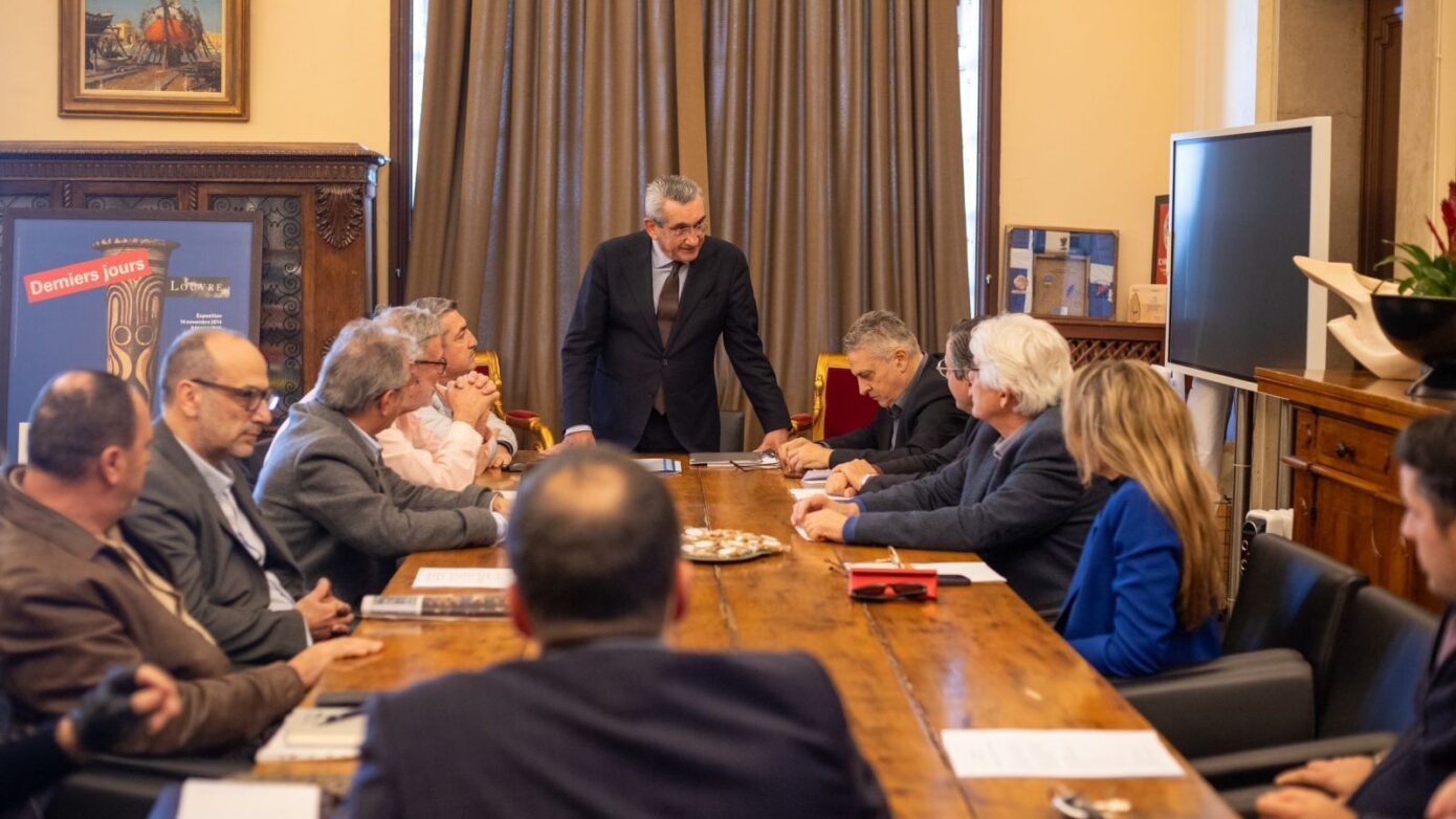 Περιφέρεια Αττικής και Νοσοκομείο Ρόδου: Συνεργασία Περιφερειάρχη και 12 τοπικών φορέων για παραχώρηση