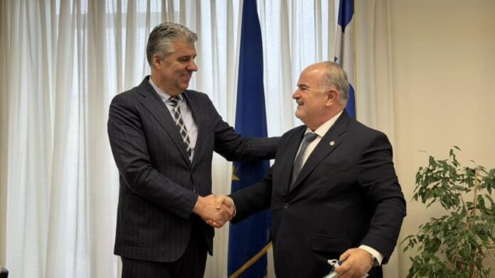 Συνάντηση του Περιφερειάρχη ΑΜΘ με τον επικεφαλής της ΓΣΕΒΕΕ