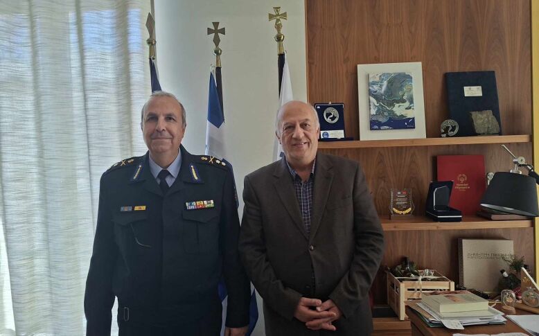 Συνάντηση Δημάρχου Χίου με τον Επιχειρησιακό Συντονιστή της Πυροσβεστικής Υπηρεσίας