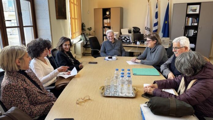 Σύσκεψη Αλ.Καλοκαιρινού για την αναπτυξιακή πορεία της Βικελαίας Δημοτικής Βιβλιοθήκης