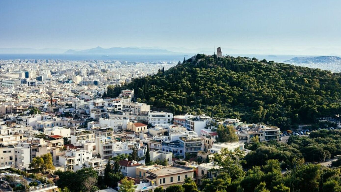 Εκατομμύρια σε κίνηση στην αγορά ακινήτων – Πάρκινγκ «χρυσάφι» και αγοραπωλησίες που εντυπωσιάζουν