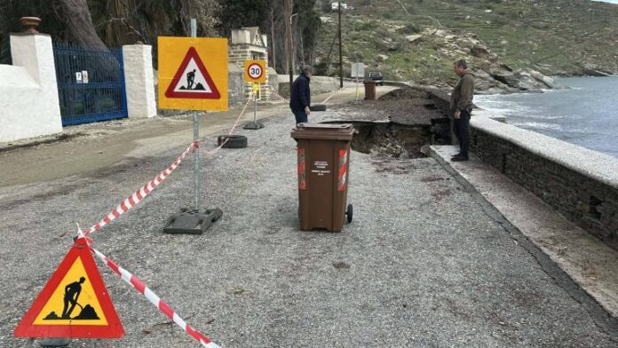 Δ. Άνδρου: Ξεκίνησαν οι εργασίες αποκατάστασης μετά τη σφοδρή κακοκαιρία