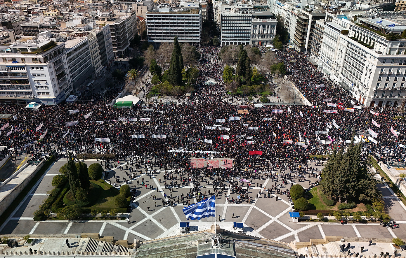 Διαδήλωση για τα Τέμπη στο Σύνταγμα: 128 προσαγωγές και τρεις συλλήψεις