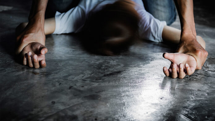Σοκαριστική καταγγελία: Απόπειρα βιασμού 25χρονης ΑμεΑ στην Κυψέλη από 64χρονο – «Με κακοποίησε όταν ήμουν 7» λέει η κόρη του