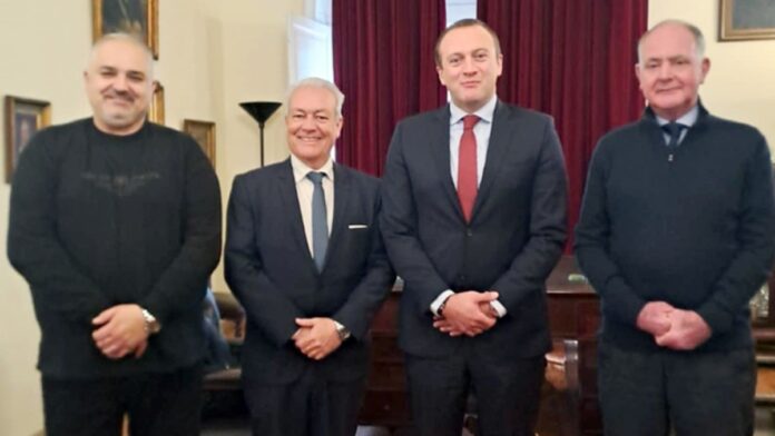 Ο Πρέσβης της Γεωργίας επισκέπτεται το Δημαρχείο Κεντρικής Κέρκυρας