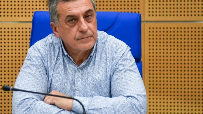 Κουρέτας: Υποστηρίζουμε τη μάχη των τοπικών κοινοτήτων κατά των λουκέτων στα ΕΛΤΑ