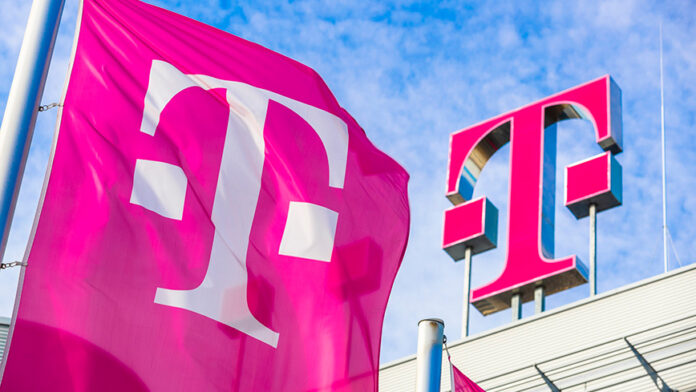 Η TELEKOM γίνεται ο πρώτος πολυεθνικός τηλεπικοινωνιακός όμιλος που επιτυγχάνει κλιματική ουδετερότητα σε όλες τις δραστηριότητές του