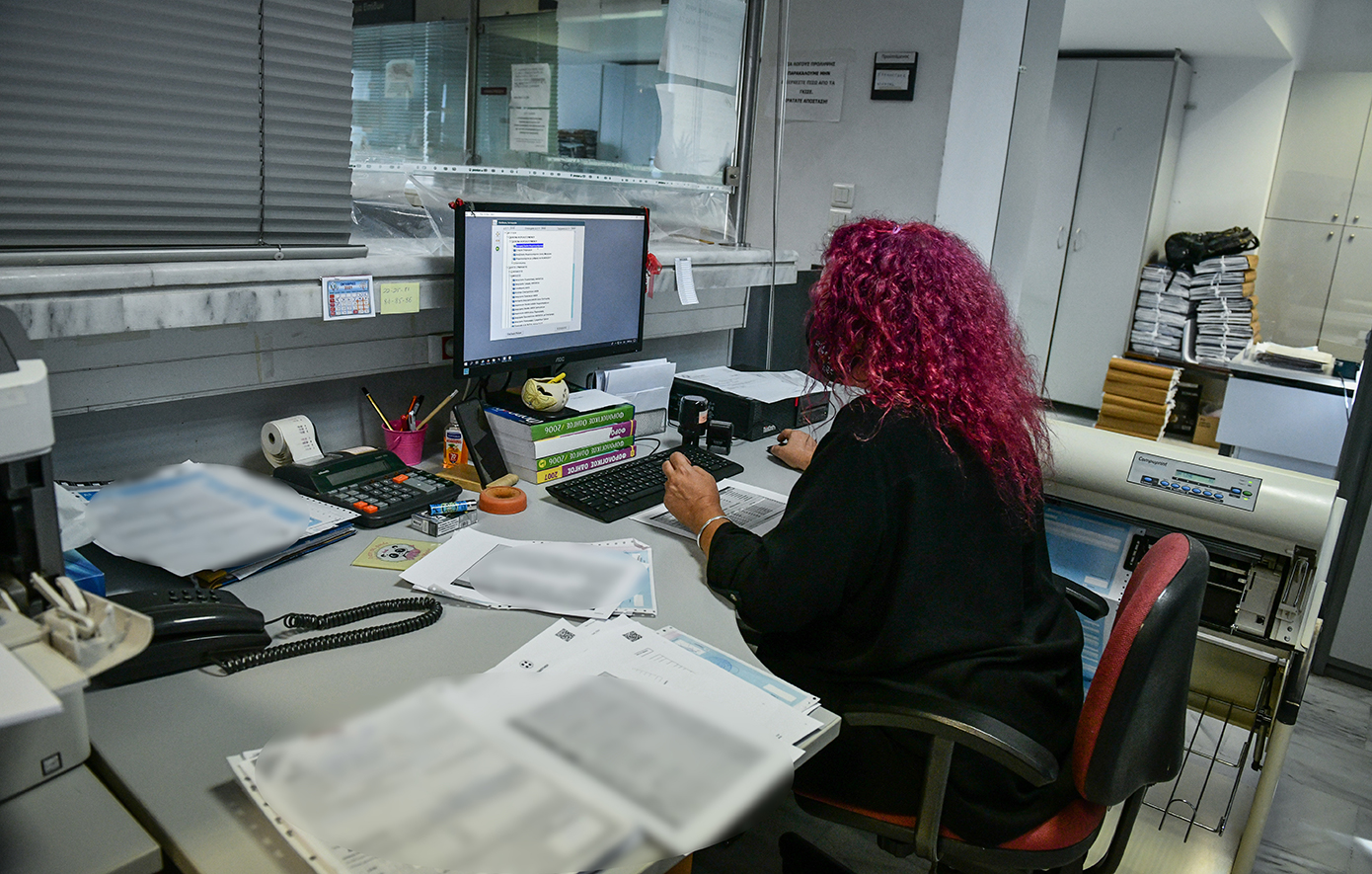 Καινοτόμα εργαλεία της ΑΑΔΕ για τις εικονικές επιχειρήσεις και τους «αχυρανθρώπους» που μεταβάλλουν ΑΦΜ