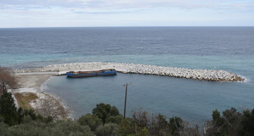 Δ.Ζαγοράς-Μουρεσίου: Επεξηγήσεις για το ψαράδικο καταφύγιο Χορευτού
