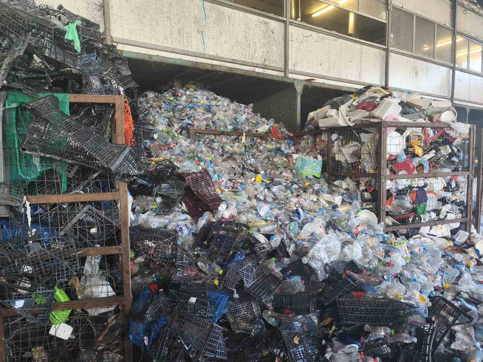 Καθολική απεργία στην ανακύκλωση Ιωαννίνων – Καταγγελίες για απλήρωτους μισθούς και επικίνδυνες συνθήκες