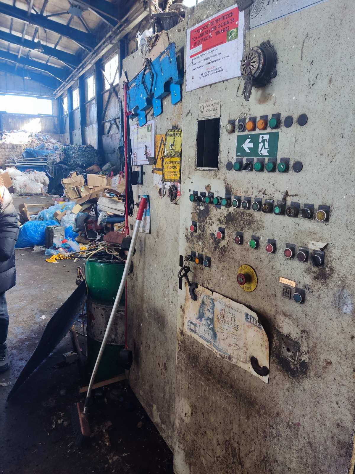 Καθολική απεργία στην ανακύκλωση Ιωαννίνων – Καταγγελίες για απλήρωτους μισθούς και επικίνδυνες συνθήκες