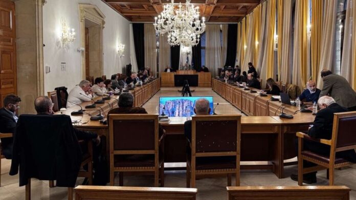 Δ. Ηρακλείου: Στρατηγικό σχέδιο δεκαετίας για τη φροντίδα των αστικών χώρων πρασίνου