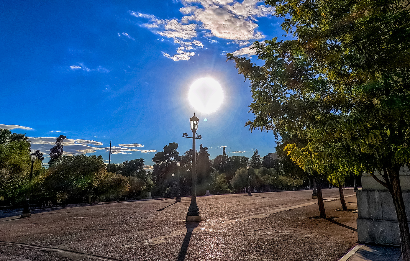 Καιρός: Ηλιοφάνεια και αύξηση της θερμοκρασίας παντού – Πού αναμένονται βροχές