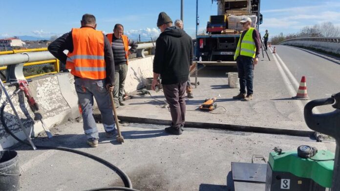 Κοντά στην ολοκλήρωση η ανακαίνιση αρμών σε γέφυρες της Κατερίνης