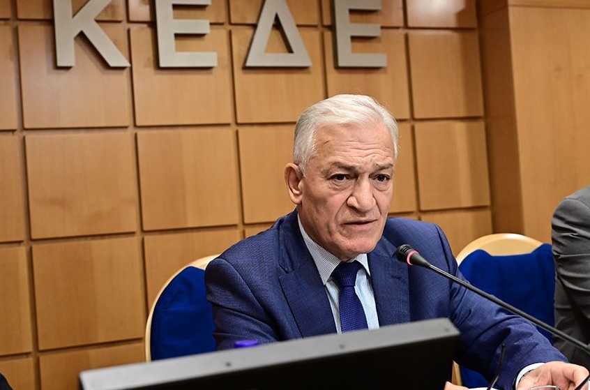 Λ.Κυρίζογλου: “Η ΚΕΔΕ θα λάβει μέρος στη συζήτηση για την αναθεώρηση του Συντάγματος”