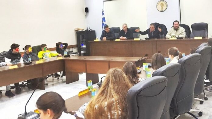 Εκπαιδευτική επίσκεψη μαθητών από το δημοτικό Νίκαιας στο δημαρχείο Κιλελέρ