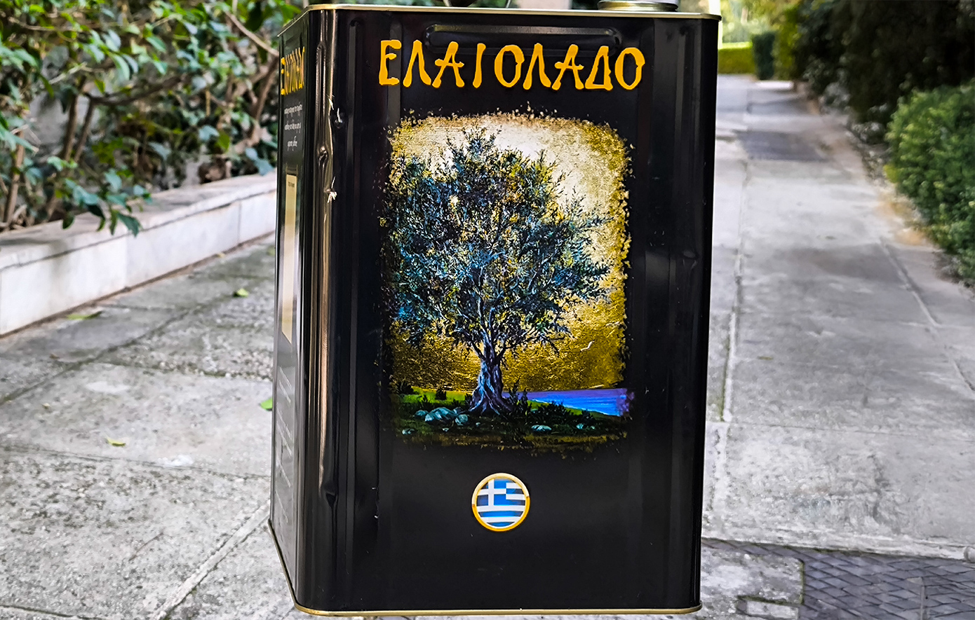 Μεταμφίεζαν το ηλιέλαιο σε εξαιρετικά παρθένο ελαιόλαδο – Διέθεσαν 600 τόνους τα τελευταία 6 χρόνια