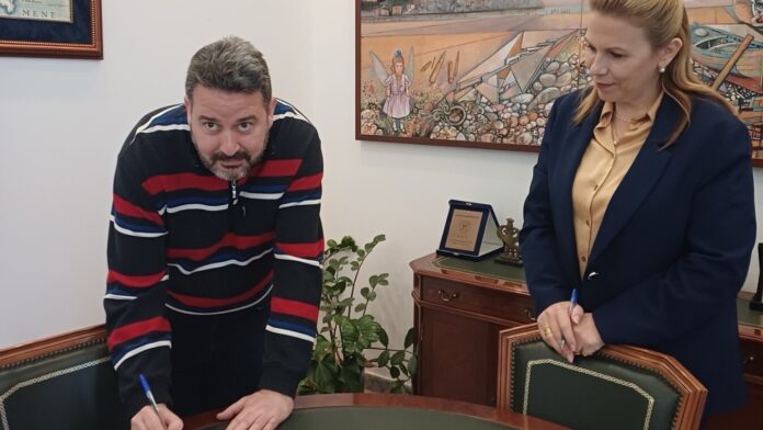 Επίσημη τελετή ορκωμοσίας για τους νέους μόνιμους υπαλλήλους του Δήμου Λήμνου