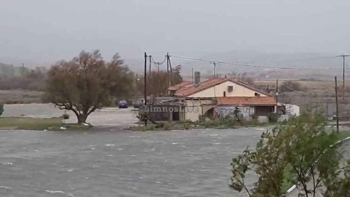 Λήμνος: Το Διαπόρι «βυθίστηκε», διάσωση δύο ατόμων – Δείτε βίντεο και εικόνες