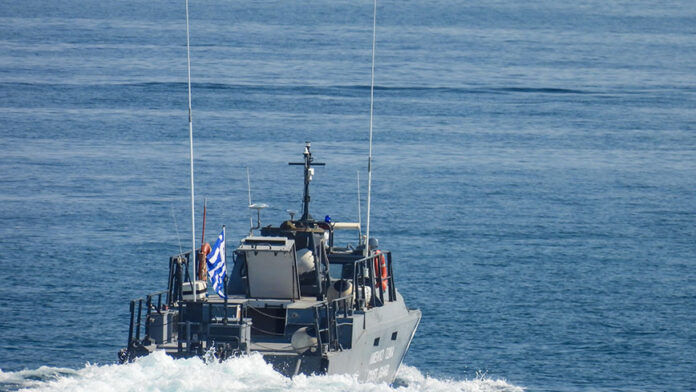 Δραματική εξέλιξη με πέντε θανάτους κοντά στους Καλούς Λιμένες Κρήτης – Αναζητούνται τουλάχιστον 20 αγνοούμενοι μετανάστες