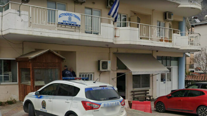 Μετέωρα: Απομακρύνουν το Αστυνομικό Τμήμα και μεταφέρουν τους αστυνομικούς σε κοντέινερ