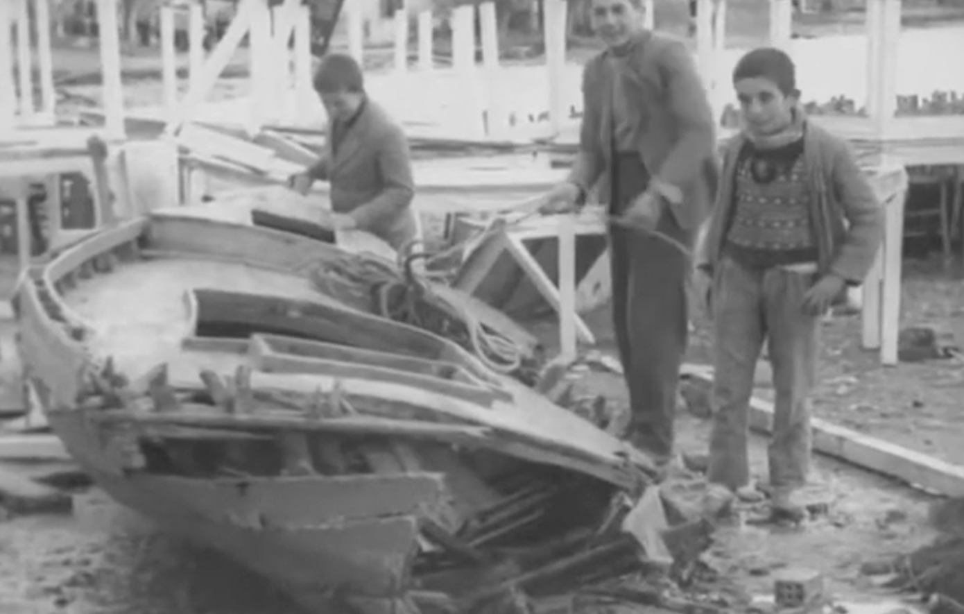 Σαν σήμερα 7 Φεβρουαρίου: Το τσουνάμι στο Αίγιο που πλημμύρισε τα σπίτια