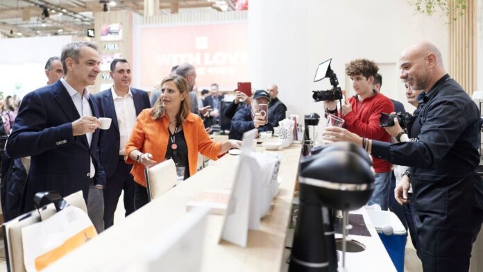 Μητσοτάκης στην έκθεση HORECA 2026: Πολλά χαμόγελα, αισιοδοξία για την επόμενη τουριστική σεζόν