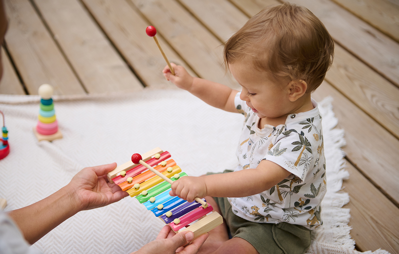 “«Η μείωση του πληθυσμού γυναικών σε αναπαραγωγική ηλικία συνεχίζεται» – Αιτίες της πτώσης στη γονιμότητα”
