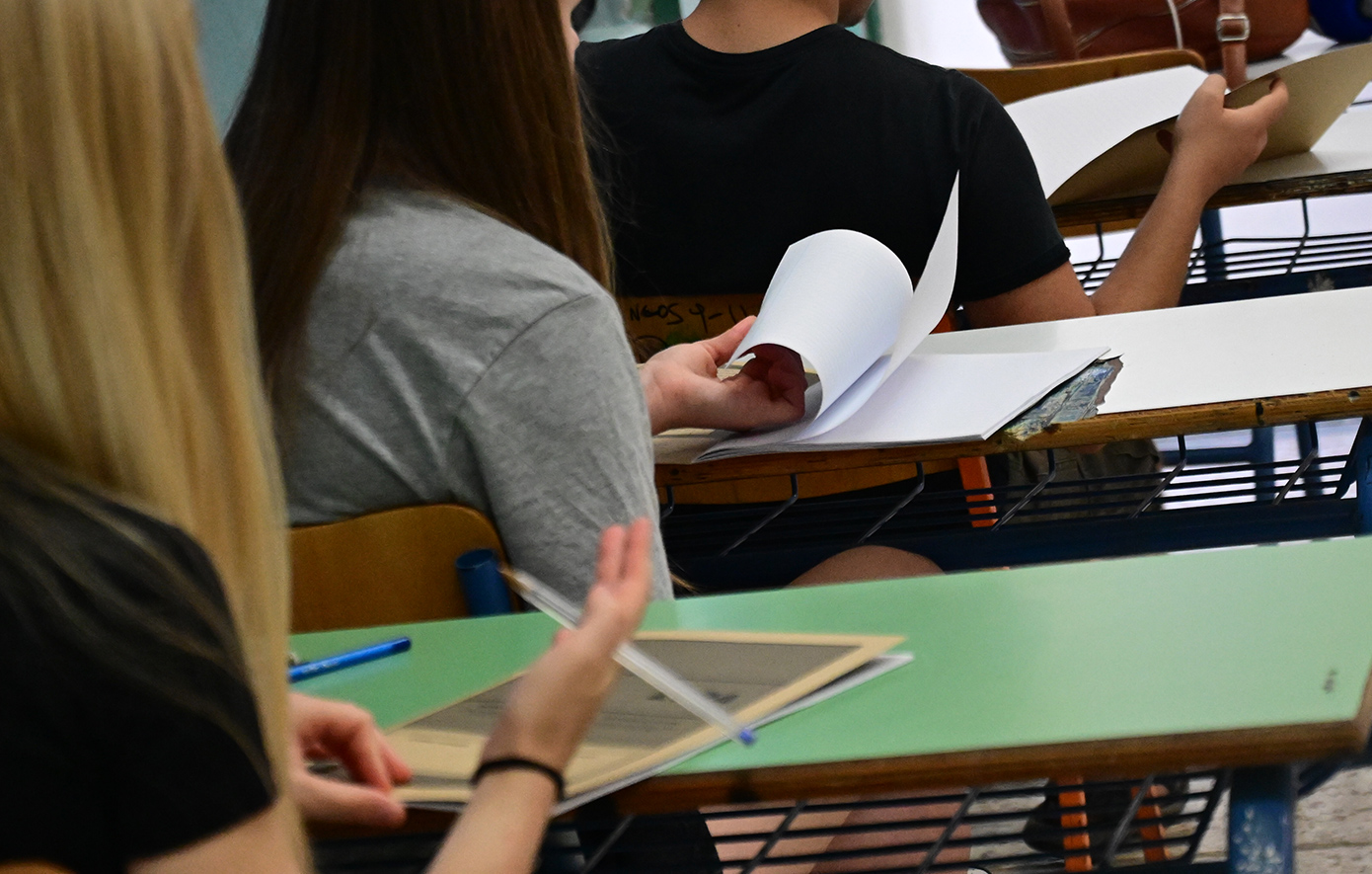 Εθνικό Απολυτήριο: «Το υπάρχον σύστημα δεν καταγράφει σωστά τις γνώσεις» – Πώς θα αξιολογούνται οι μαθητές