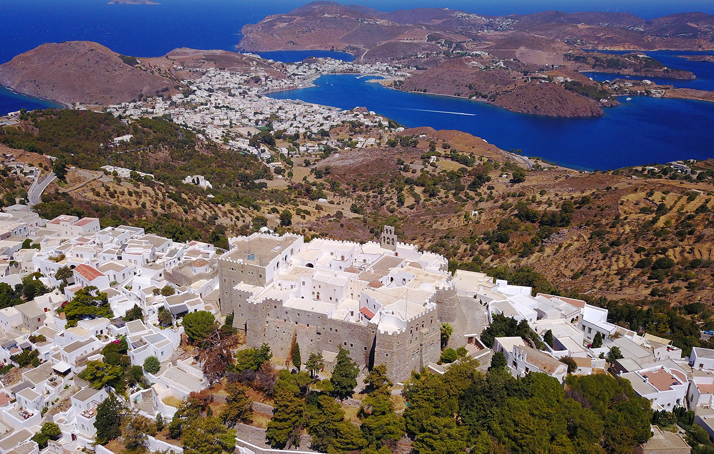 Η αξεπέραστη γοητεία των ελληνικών νησιών – «Λίρα εκατό» για τον τουρισμό της Ελλάδας η ελληνική Πολυνησία