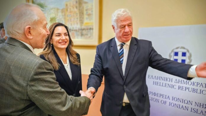 Η Υπουργός Τουρισμού επισκέπτεται την έδρα της Περιφέρειας Ιονίων Νήσων