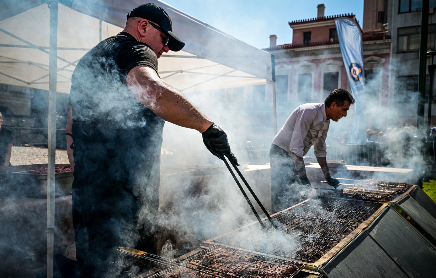 Καιρός Τσικνοπέμπτης: Ευκαιρία για τσίκνισμα στην Αττική – Οι ιδανικές ώρες