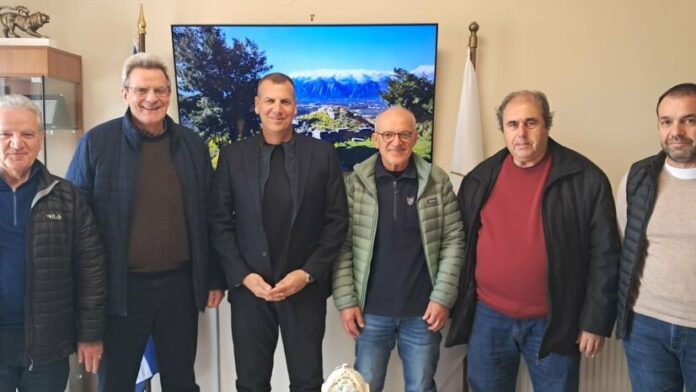 Συνάντηση Δημάρχου με το καινούργιο Δ.Σ. του Ε.Ο.Σ. Σπάρτης