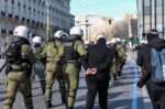 200 προσαγωγές και 19 συλλήψεις στην Αθήνα μετά τη διαδήλωση για τα Τέμπη – 45 προσαγωγές και 9 συλλήψεις στη Θεσσαλονίκη