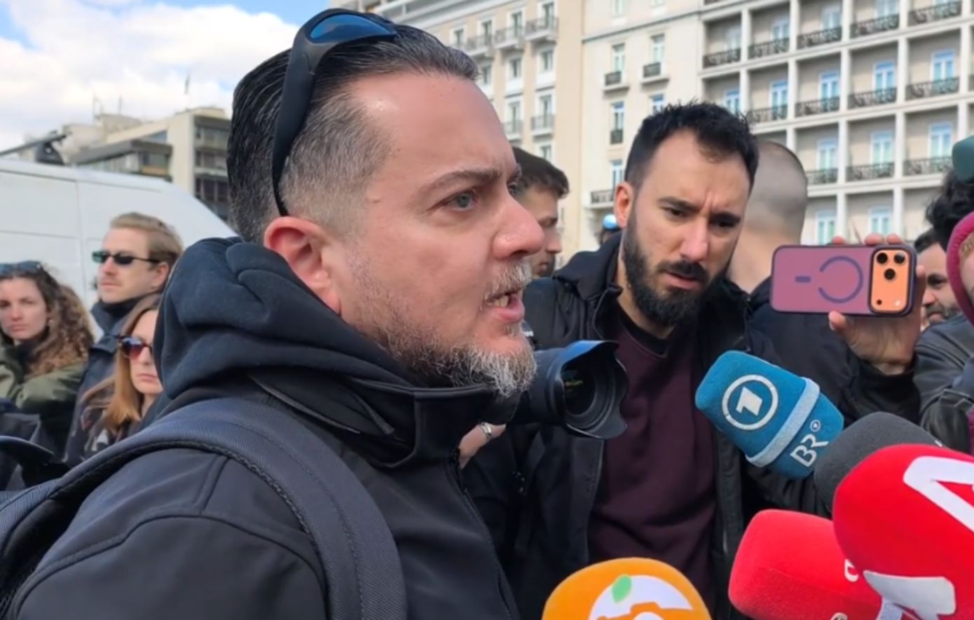 Θοδωρής Ελευθεριάδης: Αστυνομικοί με απείλησαν με σύλληψη αν και γνωρίζουν ποιος είμαι – Επέμειναν στον έλεγχο