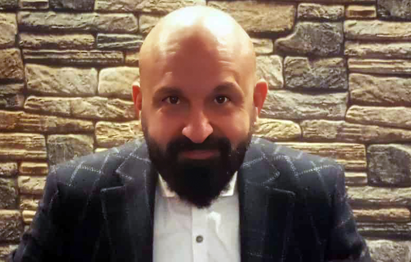 Συγκινεί ο Υπάτιος Πατμάνογλου που έχασε τη σύζυγο και το παιδί του 9 χρόνια μετά το τραγικό δυστύχημα με την Porsche: «Η πληγή παραμένει ανοιχτή»