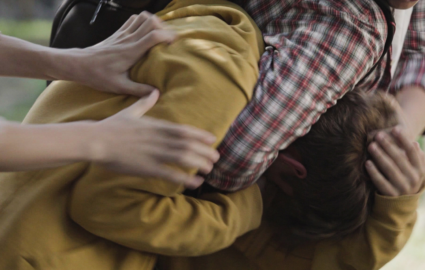 Τέσσερις ανήλικοι και ένας 18χρονος επιτέθηκαν βάναυσα σε ανήλικο στη Φλώρινα: Συνελήφθησαν οι υπαίτιοι