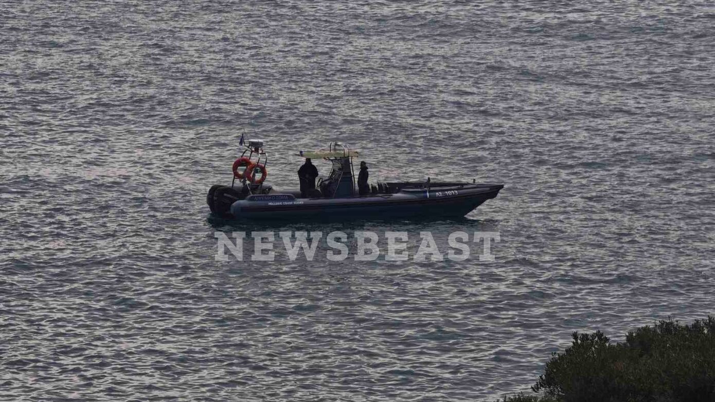 Συνεχίζεται η επιχείρηση διάσωσης του 34χρονου δύτη από το «Πηγάδι του Διαβόλου» στη Βουλιαγμένη