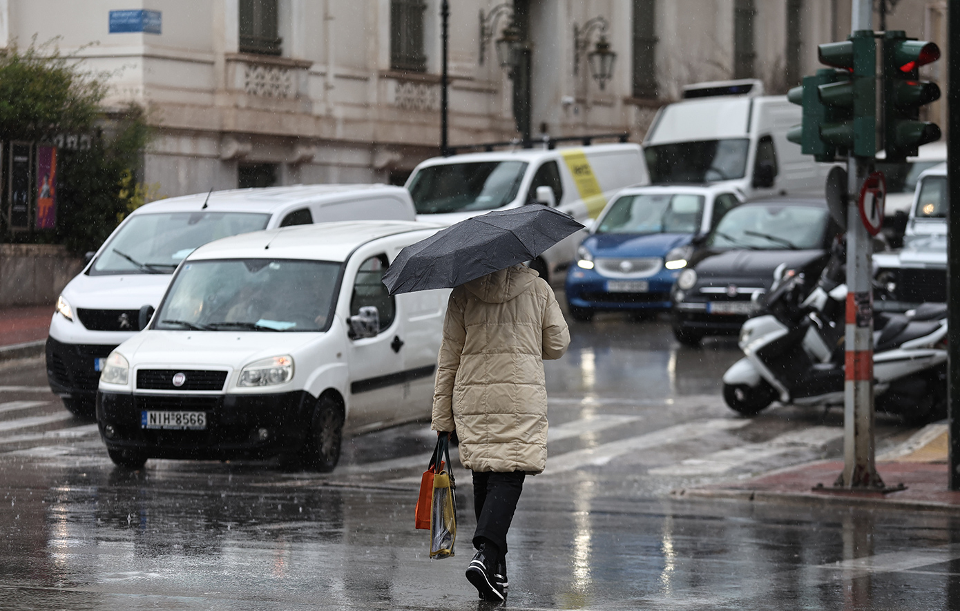 Πρόβλεψη Μαρουσάκη: Μεταβολή στο καιρικό τοπίο την επόμενη εβδομάδα – Καταιγίδες και ισχυροί άνεμοι αναμένονται