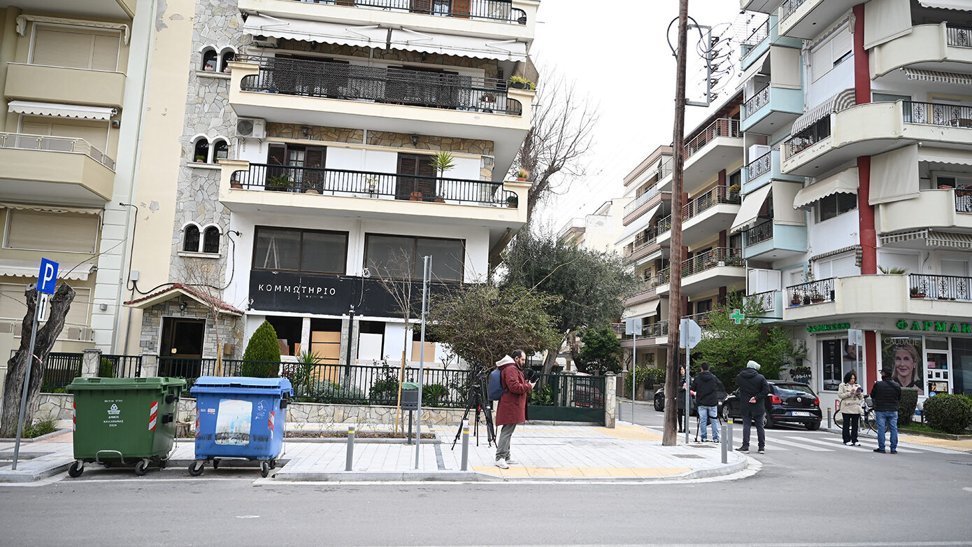 Μυστήριο η αιτία της δολοφονίας του 20χρονου Κλεομένη στην Καλαμαριά – Εντοπίζεται ακόμη ένα άτομο